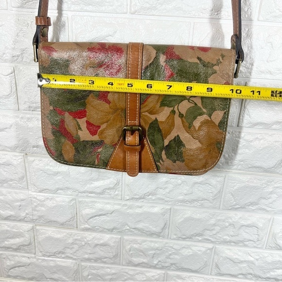 Patricia Nash floral leather crossbody - Picture 4 of 9